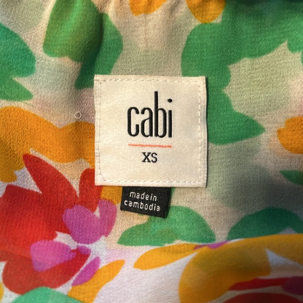 Cabi Cinched smocked waist Dress Ruffle at bottom, sleeves & neck Size XS - Picture 7 of 9